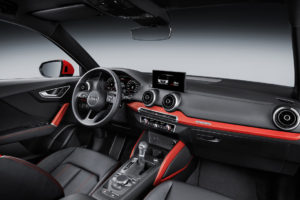 interni audi q2 tunnel centrale